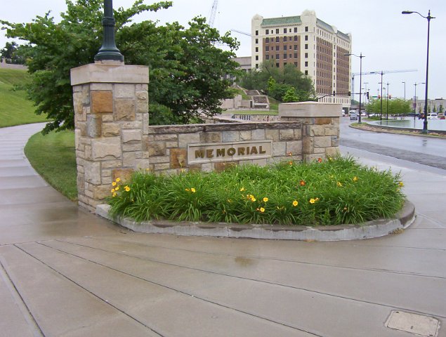 10- gateway to the WWI Memmorial